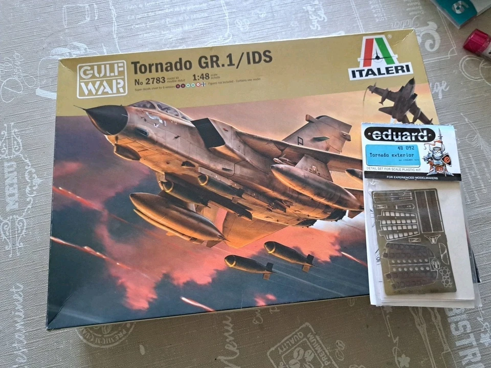 Tornado GR.1 / IDS Italeri 1/48 + Extra Photoetch. As New - Immagine 1 di 4