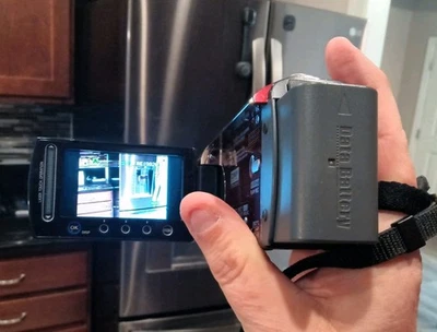 JVC Everio GZ-MG330RU Hybrid 30GB Hard Disk Digital Camcorder Red, TESTED  - Image 1 of 4