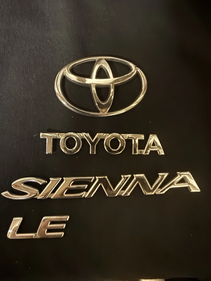 98-03 TOYOTA SIENNA LE TRASERO CROMO EMBLEMA LOGO INSIGNIA CONJUNTO OEM (2000) Foto 1 de 1