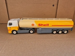 Corgi Superhaulers TY86902 Renault Cab & Fuel Tanker Shell 1:64 - Picture 1 of 7