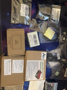 Raspberry Pi Accessory LOT SD Cards 3.5" HMI Screen FANS & MORE - Afbeelding 1 van 9