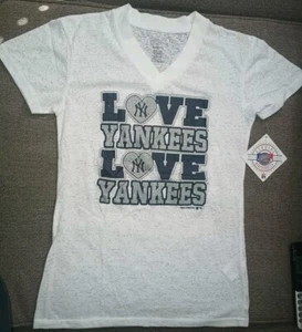 NWT MLB New York Yankees White/Blue Sparkly T-Shirt Girls Size XL 14-16 ⚾ - Picture 1 of 6