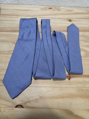  Corbata para hombre Massimo Dutti 100 % seda azul geométrica W:2,8" L: 61" Foto 1 de 4