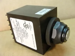 Instrument Transformers Inc USA auto reset phase voltage relay APVR-120 - Picture 1 of 6