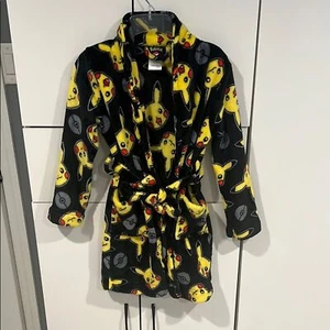 Pokémon Pikachu kids Robe . Size 8 - Picture 1 of 5