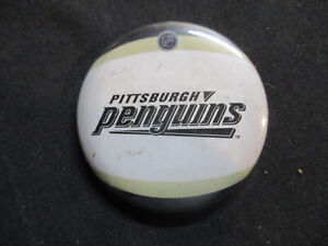 WinCraft Pittsburgh Penguins Name Logo Design on White Button Pin 2"