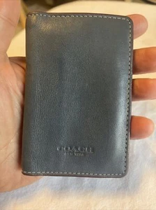 Cartera COACH Nueva York Cuero Azul Portatarjetas Doble Identificación Billetera... - Imagen 1 de 14