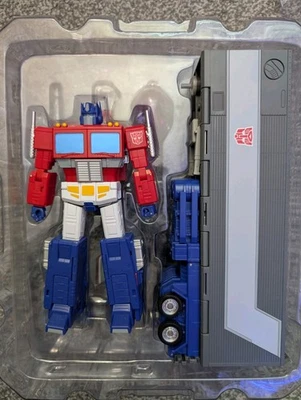 Transformers Studio Series 86 KO Optimus Prime MD005 Action Figure - Image 1 of 4