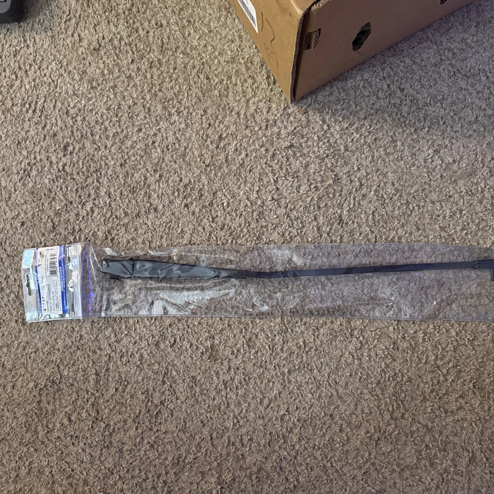 42747 Dorman Brazo limpiaparabrisas delantero conductor lado izquierdo para Chevy Camaro Foto 1 de 2