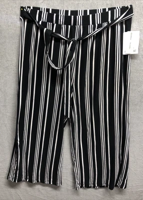 Pantalones Cortos Bobbie Brooks Pierna Ancha Talla XL Negro Blanco Rayas Nuevos con Etiquetas Foto 1 de 4