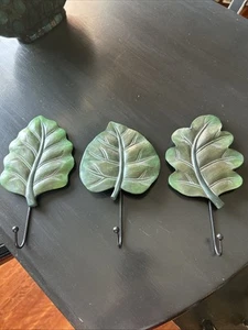 3 Stück Blatt Wand Haken Aufhänger - Mantel Schirm Schlüssel Hundeleine Holz und Metall - Bild 1 von 5