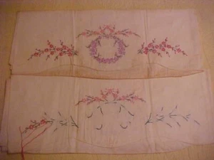 Vintage Embroidered Pillowcases w/ Small Pink & Purple Flowers Stamped to Finish - Picture 1 of 6