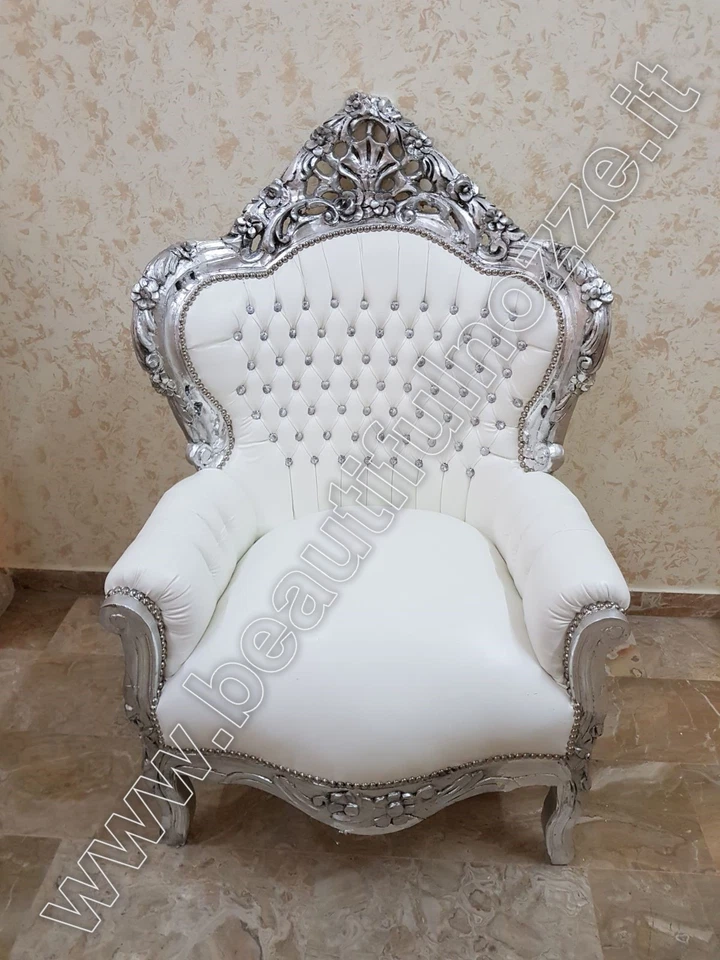 POLTRONA IN LEGNO FOGLIA ARGENTO ED ECOPELLE BIANCA CON CRISTALLI - Immagine 1 di 1