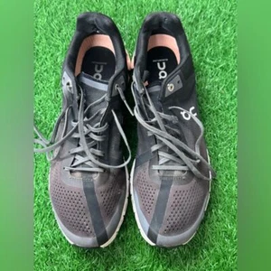On Running Women's Shoes Size 10.5 - Picture 1 of 7