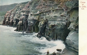 CAVES AT LA JOLLA, CAL. CA. SAN DIEGO. PEOPLE ON ROCKS. CLIFFS/WAVES. OCEAN VIEW - Picture 1 of 2