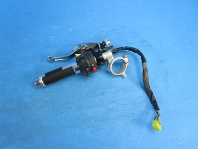 08 09 2008 2009 SUZUKI GSXR 600 750 LEFT CLIPON HANDLEBAR HEADLIGHT SWITCH LEVER - Image 1 of 4