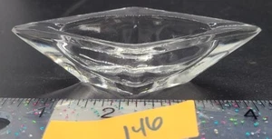 BODEGA DE SAL ABIERTA O CENICERO DE VIDRIO GRUESO DE COLECCIÓN CON FORMA DE DIAMANTE (?) - Imagen 1 de 2