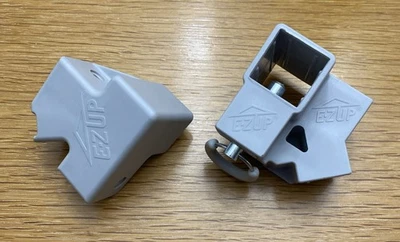 Connettore e tappo di ricambio E-Z UP 10x10 cursore gamba baldacchino perno palo - Immagine 1 di 2