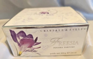 Crabtree & Evelyn Freesia English Floral Body/Bath Powder & Puff 3,4 oz NOS - Bild 1 von 6