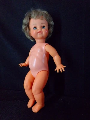 Ancienne poupée Raynal, Modèle Claudine - 1973  - 1974  40 cm.🤩​👌​ - Photo 1/4