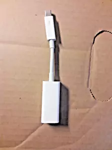 Apple Genuine A1433 MD463ZM/A Thunderbolt to Gigabit Ethernet Adapter - Picture 1 of 6
