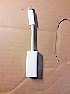 Apple Genuine A1433 MD463ZM/A Thunderbolt to Gigabit Ethernet Adapter - Image 1 of 4