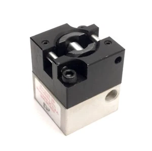 Compact Air Products SG112 Angular Gripper, Bore: 1.125", Ports: 1/8" NPT - Picture 1 of 5