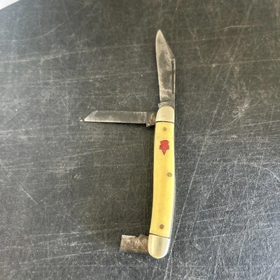 Navaja de bolsillo Keen Kutter vintage de 3 hojas, mango amarillo. Original. Foto 1 de 4