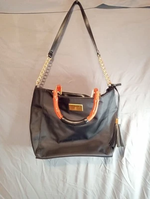 Bolso de Mano Antonio Melani Negro con Asas de Bambú Rojo Foto 1 de 4