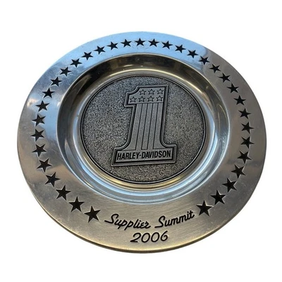 Placa comemorativa Harley Davidson Supplier Summit 2006 estrelas de metal 1 emblema - Imagem 1 de 3