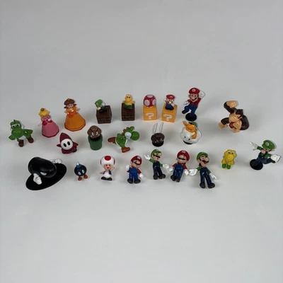 Lote 23 mini figuras Super Mario Brothers Nintendo 2007 Shy Guy Donkey Kong Yoshi Foto 1 de 4