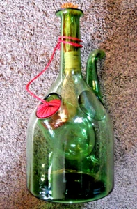 Vtg Green Hand Blowen Glass Italian Wine Carafe Ice Port & Stoppers 13" Tall - Picture 1 of 7