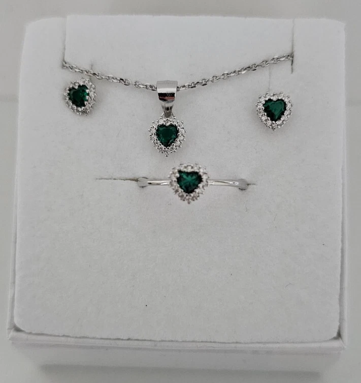 SET COMPLETO COLLANA ORECCHINI E ANELLO ARGENTO 925 A CUORE ZIRCONE VERDE - Immagine 1 di 1