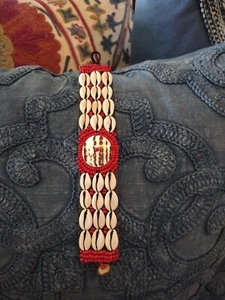 Gorgeous Imported Indonesian Shell Bracelet (New) - Picture 1 of 1