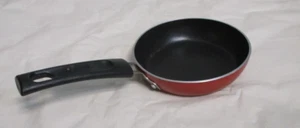 Small Single Egg Mini Pan - Non-Stick - Imagen 1 de 7