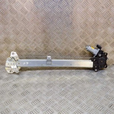 HONDA CR-V MK5 Front Left Door Window Regulator W/ Motor 72250-TLY-J01 2019 - Image 1 of 4