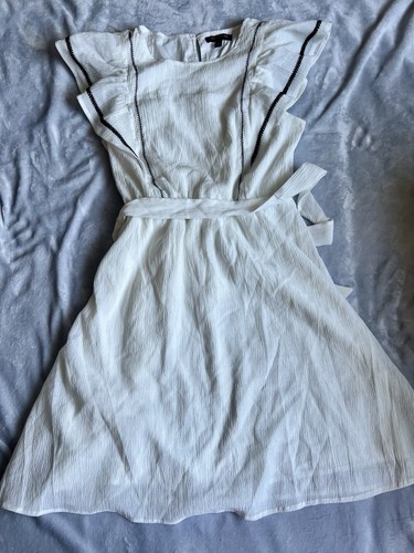 OFF WHITE Mini abito bianco arricciato ricamato Banana Republic taglia S nuovo con etichetta RT$130