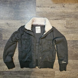 Aeropostale Junior Sweatshirt mit durchgehendem Reißverschluss und Druckknopf Größe Large grau Kunstfellkragen  - Bild 1 von 4