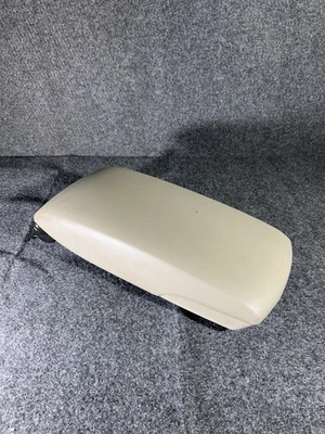 2007 - 2011 丰田凯美瑞滑动扶手中心控制台盖皮革米色原始设备制造商 — 第 1/4 张图片