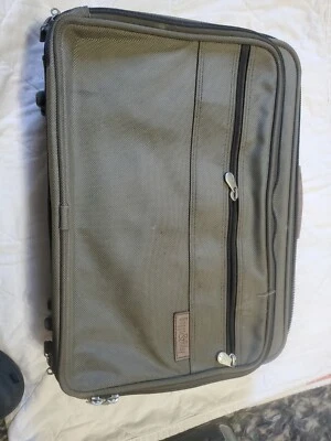 briggs and riley briefcase - Image 1 of 4