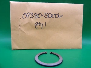 NOS SUZUKI RM125 1976-2000 FACTORY KICK STARTER CIRCLIP OEM 09380-22006 - Picture 1 of 3