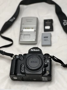 Black NIKON DF Body + 2 batteries, charger, strap ~ 16.2MP Pro DSLR - Picture 1 of 17