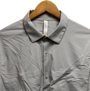 Lululemon Herren L Druckknopfleiste grau Doppeltasche Nylon Outdoor Wanderhemd - Bild 1 von 6