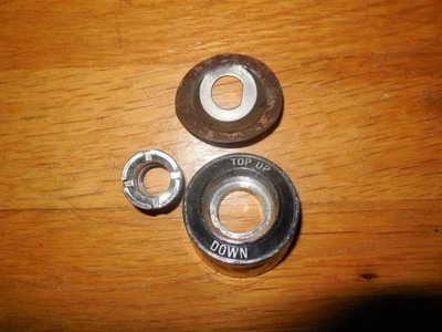 Bisel superior convertible Ford Mustang 1971-1973 original usado D1ZB-18C655-A Foto 1 de 3