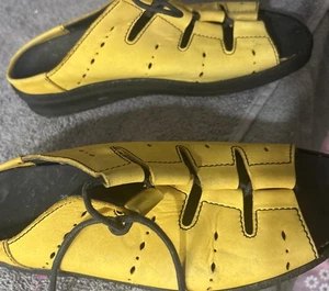 Sandalias con cordones Birkenstock Tatami para mujer de cuero amarillo talla US 8, 39 - Imagen 1 de 11