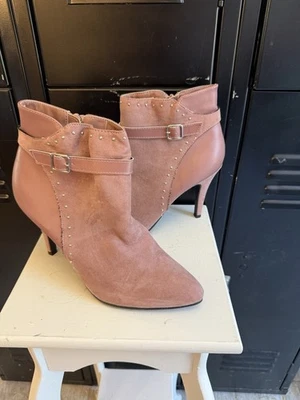 Rouge - 粉色皮革和麂皮绒银色耳钉,高跟鞋短靴,尺寸 - 11 — 第 1/4 张图片