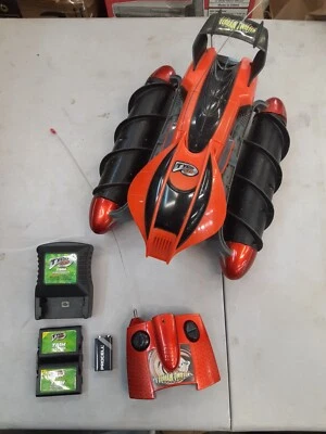 Tyco Hot Wheels RC Red Terrain Twister con control remoto, baterías y cargador ¡Funciona! Foto 1 de 4