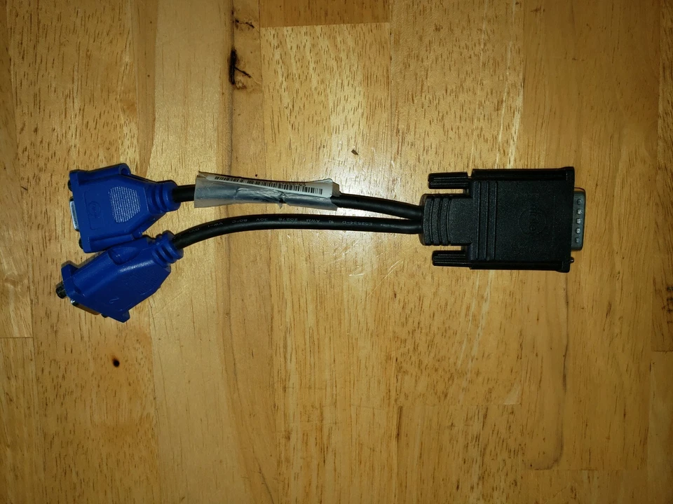 HP Dell DMS-59 VGA 1Ft Dual Monitor Splitter Y Cable  - Image 1 of 1