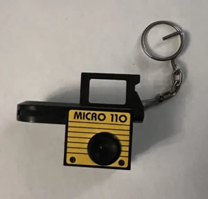 Vintage Micro 110 Miniature Camera Film Novelty Keychain Keyring ๐ - Picture 1 of 5