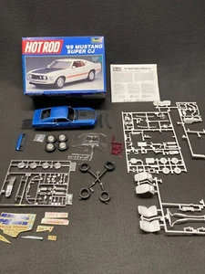 Revell '69 Mustang Super CJ Mach 1 Custom Painted Model Started Detailed Trim - Picture 1 of 18